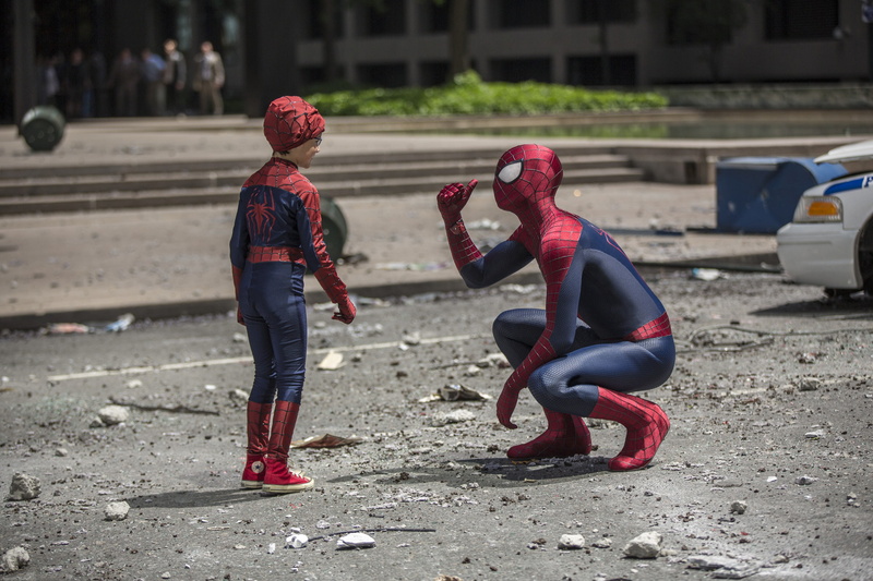 frame, New spider-Man: High voltage, boy, 2K, The Amazing Spider-Man 2, Marvel, Andrew Garfield, comics, Spider-Man, Peter Parker, costume