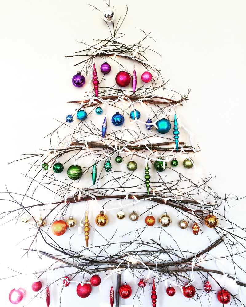 branch, christmas tree, large group of objects, decor, plant, luxury, celebration event, close-up, christmas ornament, holiday - event, christmas decoration