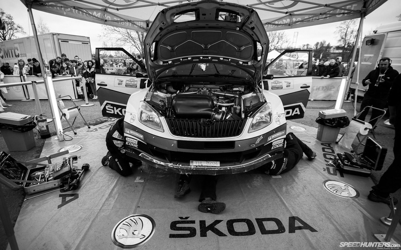 scar, mechanic, cars, bw, gray, pit, engine, 1080P, skoda, hd