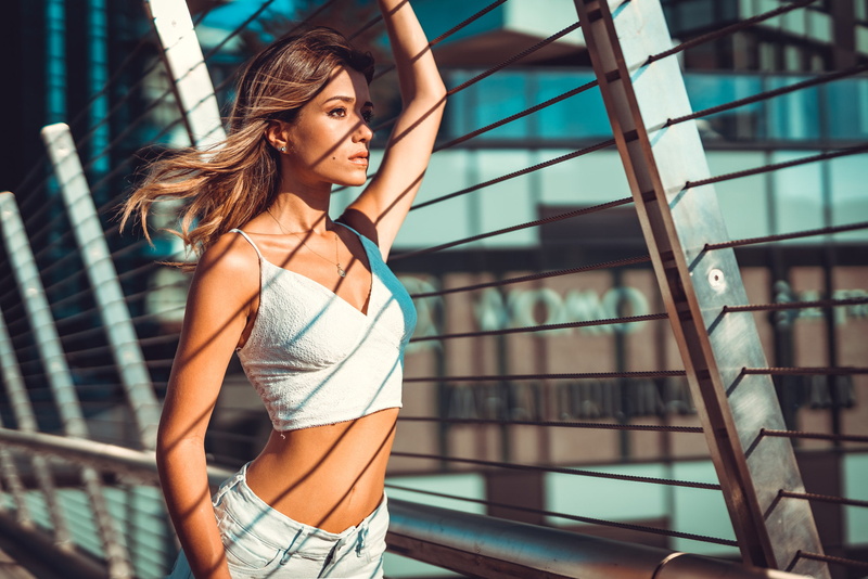 portrait, Marco Squassina, blonde, jean shorts, belly, short shorts, white clothing, women, 1080P