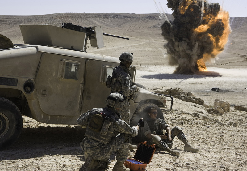 the film, JT Sanborn, Owen Eldridge, Anthony Mackie, Jeremy Renner, engineers, Hummer, Brian Geraghty, 1080P, desert, The Hurt Locker, the explosion, William James
