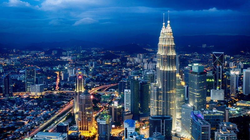 photography, building exterior, city, landscape, Petronas Towers, skyscraper, built structure, crowded, urban skyline, tall - high, city life, financial district