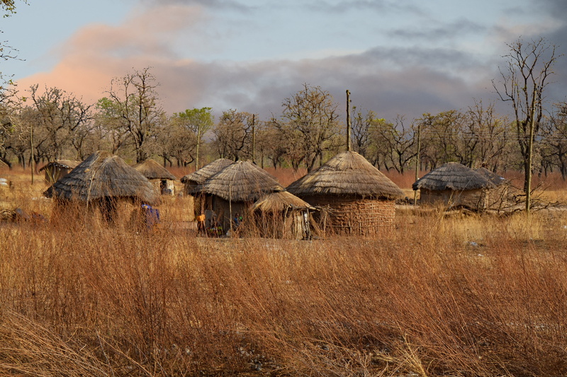 ghana, 4K, west africa, thatched roof, architecture, roof, built structure, mud huts, traditionally, plant, field, day, houses, land, brown, landscape
