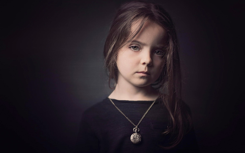 Background, 1080P, Little, Black, silver, necklace, Dress, round, Cute, Girl