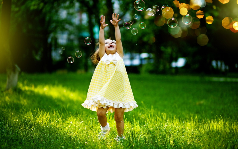 2K, little girl, playing, bubbles, little, girl