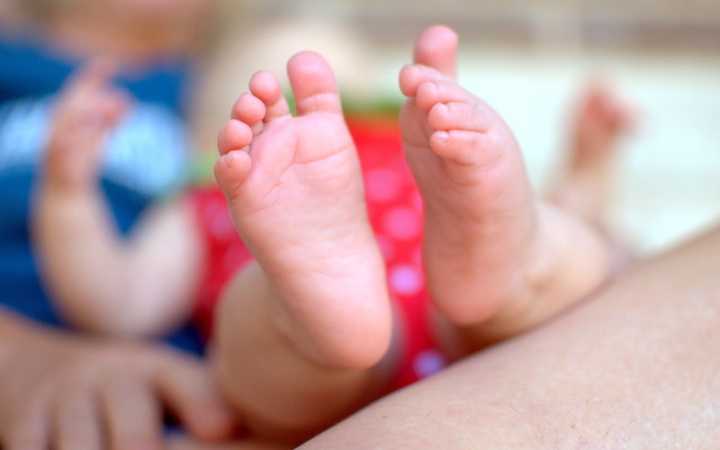 cute, human Foot, onesie, white, family, dot, small, 2K, child, Feet, childhood, polka, red, sleeper, people, caucasian Ethnicity, polka dot, wearing