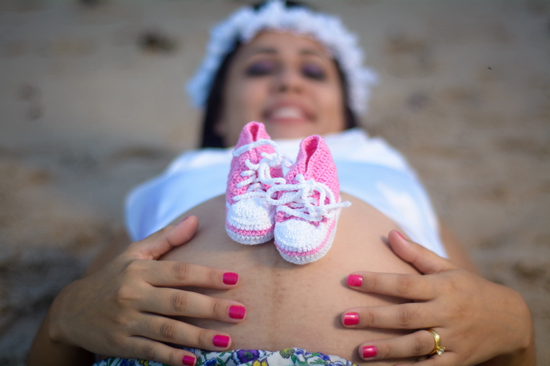 crochet, belly, mother, adult, emotion, pregnant, woman, holding, childhood, love, s, fun, waiting, single, baby, human hand, real people, big belly, nail