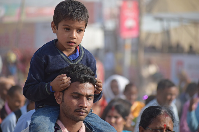 crowd, baby, headshot, males, male, child, day, walking, family, man, focus on foreground, kid, father, front view, silhouette, portrait, parent, childhood