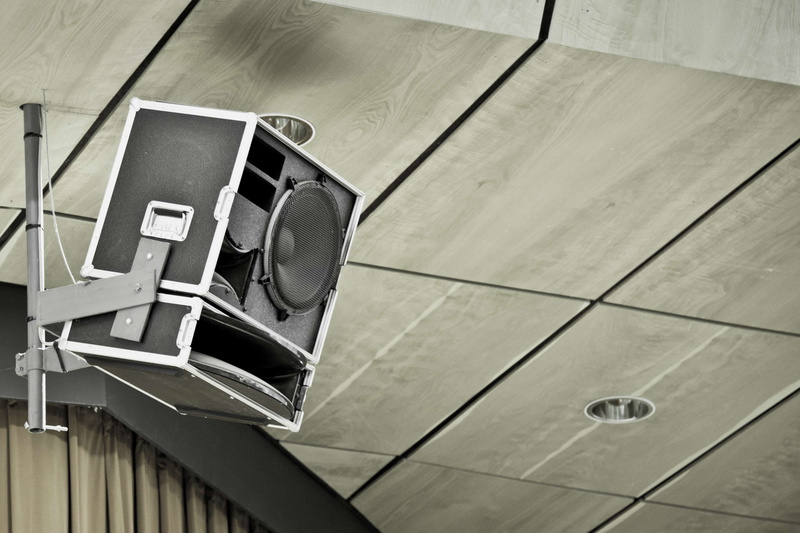 sound, technology, built structure, concert, still life, sound engineering, electricity, shape, machinery, architecture, indoors, close-up, wall - building feature