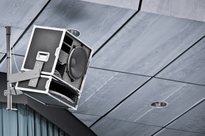 day, built structure, transportation, concert, architecture, box, beschallung, 4K, building, shape, communication, air conditioner, no people, metal, technology