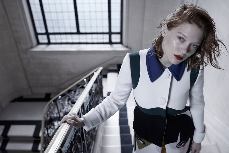 young adult, staircase, sleeved, Vogue, blue, one person, looking, day, young women, hairstyle, actress, Lea Seydoux, top, clothing, black, photoshoot