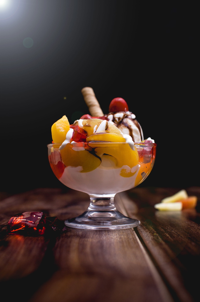 table, blue, paper, indoors, summer, wellbeing, pineapples, cup, selective focus, fruit, 4K, design, surface, food, wood - material, multi colored, ice
