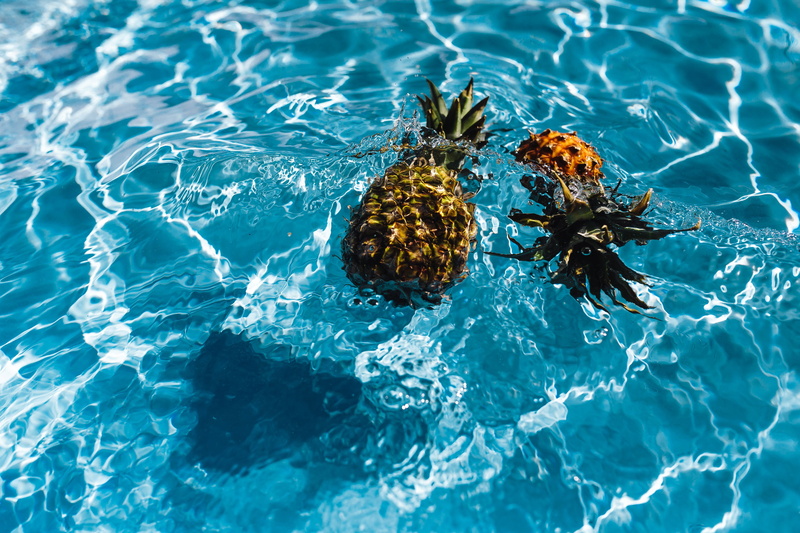 pineapples, water, vacations, 5K, sea, rippled, tropical fruit, blue, motion, animal wildlife, fruits, high angle view, above, day, no people, marine