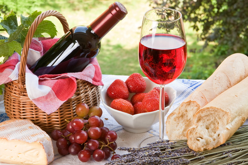 baton, red wine, fruits, red, container, healthy eating, wine, wineglass, freshness, 4K, food and drink, berries, fruit, grapes, clear, bread, refreshment