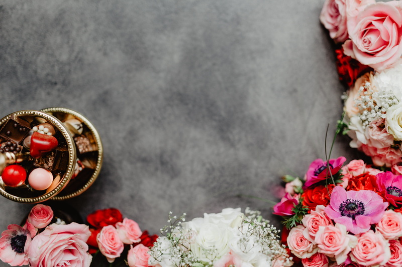 flower, bouquet, flowering plant, copyspace, plant, wedding, no people, celebration, event, copy space, rose, high angle view, background, red, copy, flatlay