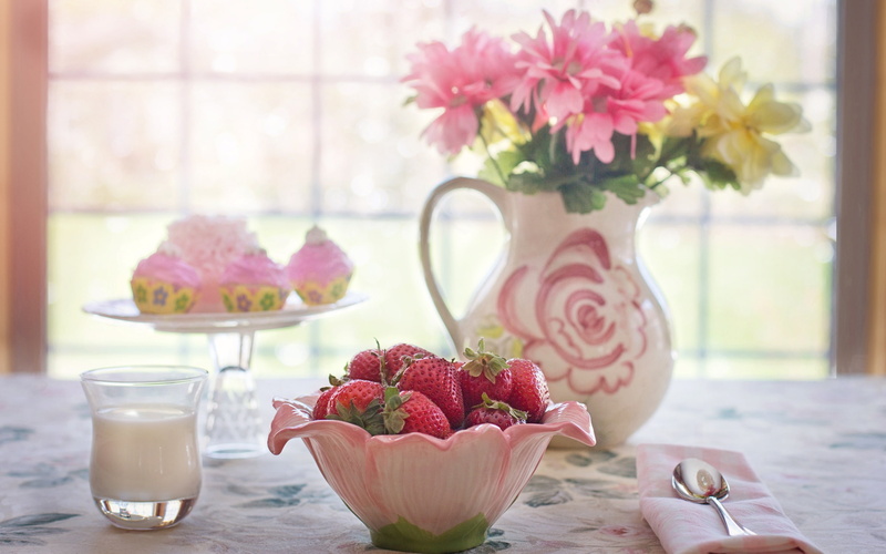 dessert, strawberries, cream, breakfast, cake, decoration, fruit, 2K, flowers, photography, summer
