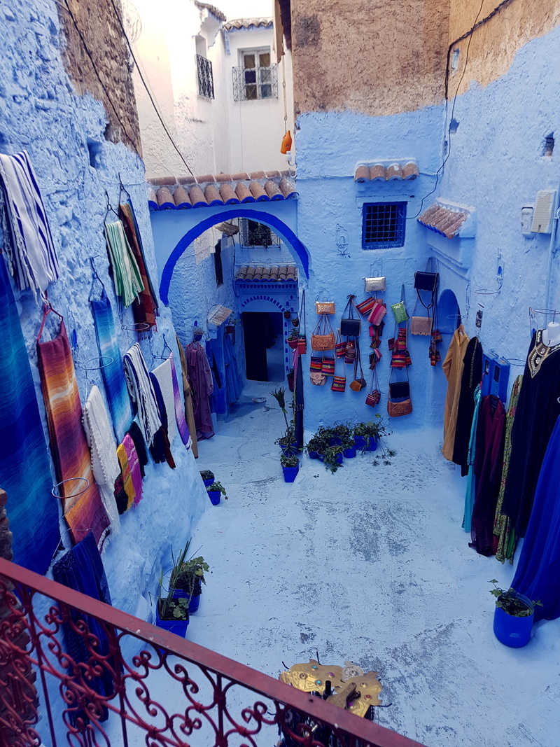 illuminated, built structure, chefchaouen, 4K, blue, architecture, building, clothing, real people, group of people, high angle view, outdoors, people