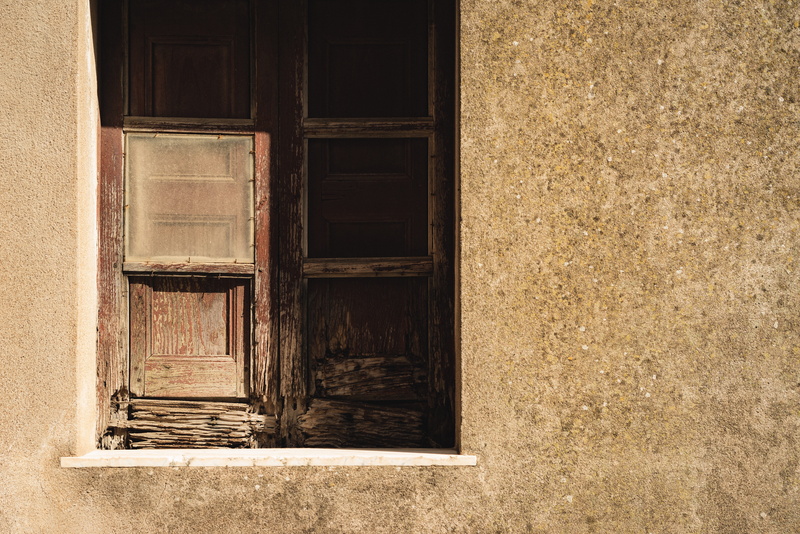 grunge, frame, outdoors, old, closed, sunlight, deserted, house, wall, brown, security, entrance, facade, residential district, window, glass, sun, light
