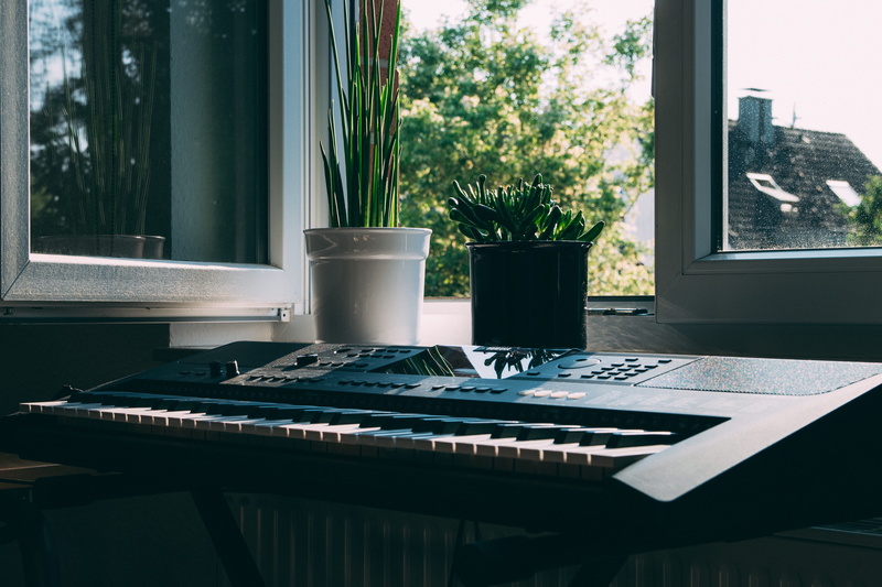 background, home interior, technology, glass - material, electronic, computer, modern, 5K, glass items, musical instrument, room, pots, musical equipment
