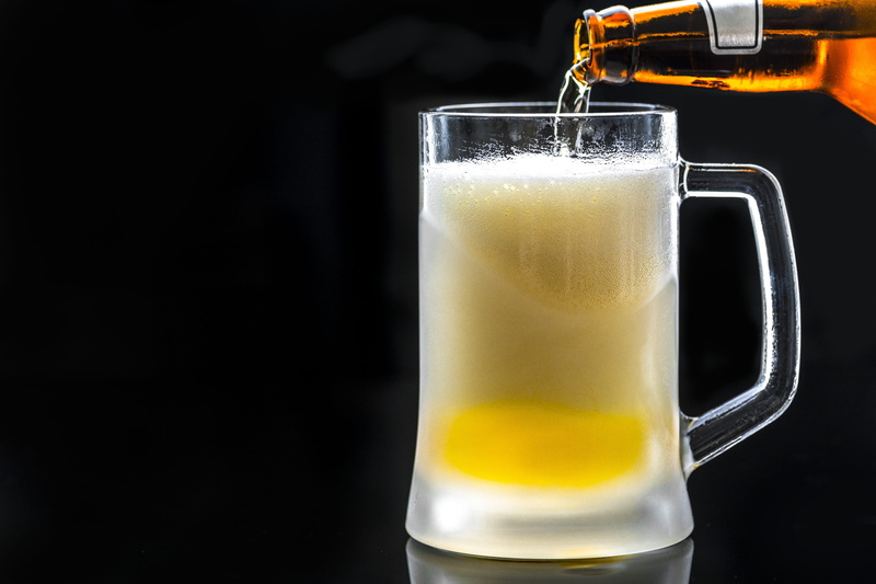 alcoholism, brewery, close-up, 4K, beer - alcohol, no people, pint glass, ale, hangout, drinking glass, hops, cold, drink, draught, food and drink, foam
