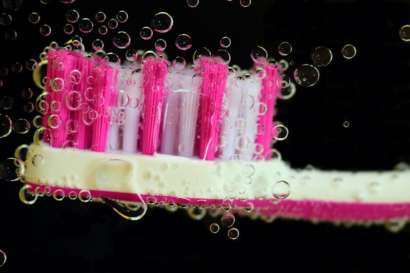 wet, brush, immersed, pink color, refreshment, care, clean, 5K, toothbrush, body care, transparent, dental care, abundance, close-up, underwater, studio shot