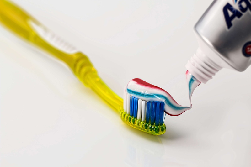 indoors, oral hygiene, plastic, connection, healthcare, teeth, computer network, computer cable, copy space, filling, enamel, network connection plug, 4K