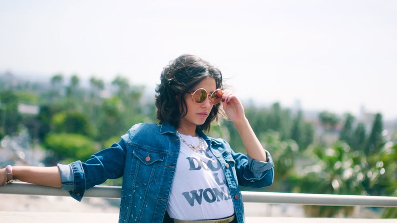 720P, looking into the distance, actress, brunette, women, women with shades, Naomi Scott