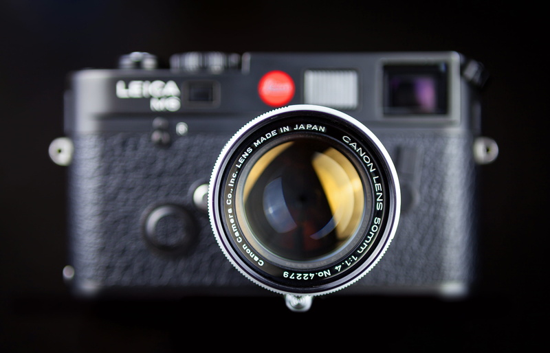 studio shot, single object, technology, slr camera, lens - eye, manufacturing, film, no people, number, selective focus, black color, black, camera lens