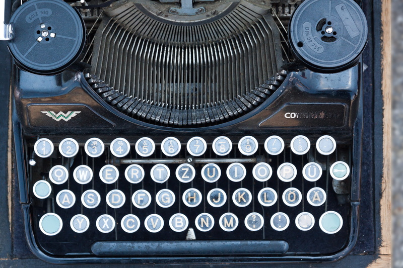 high angle view, number, logo, metal, no people, mechanically, writer, letters, retro styled, antique, equipment, nippes, travel typewriter, word, history