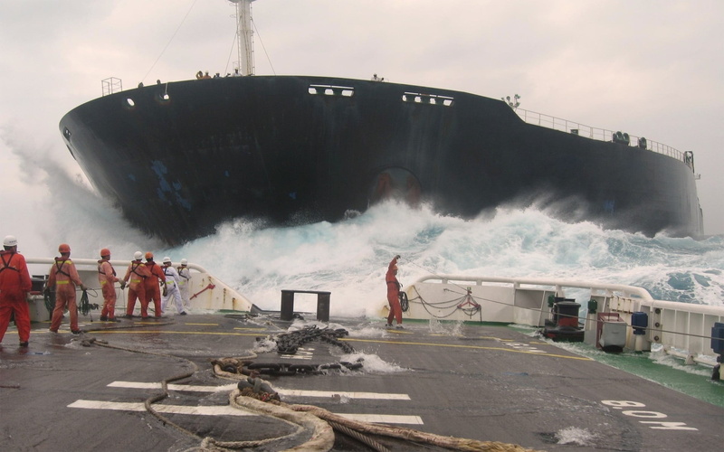 transportation, crowd, large group of people, smoke - physical structure, black, occupation, sea, architecture, built structure, day, water, ship, industry