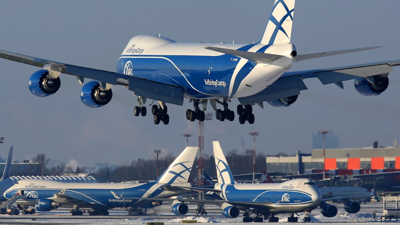 aircraft, outdoors, Boeing 747, nautical vessel, day, 2K, moored, transportation, aggression, mid-air, army, military, nature, airport runway, cargo, airplane