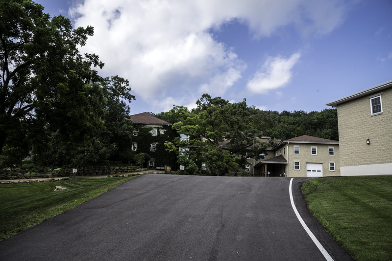 built structure, Road, photo, cottage, no People, Wisconsin, sky, day, cloud - sky, residential district, architecture, public domain, grass, wollersheim