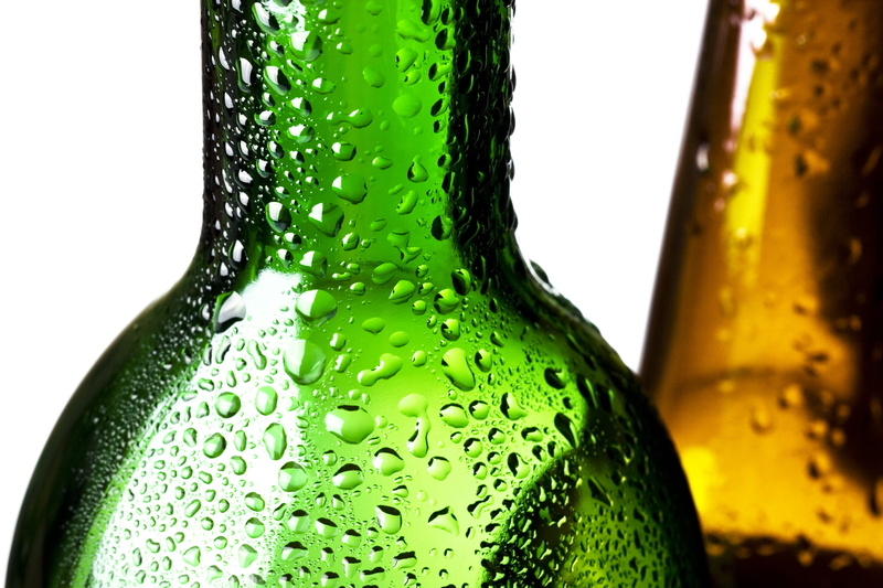 condensation, indoors, glass, fizzy, background, beer - alcohol, single, closed, bottle, alcohol, cool, dew, sparkling, green color, close-up, drop, tonic