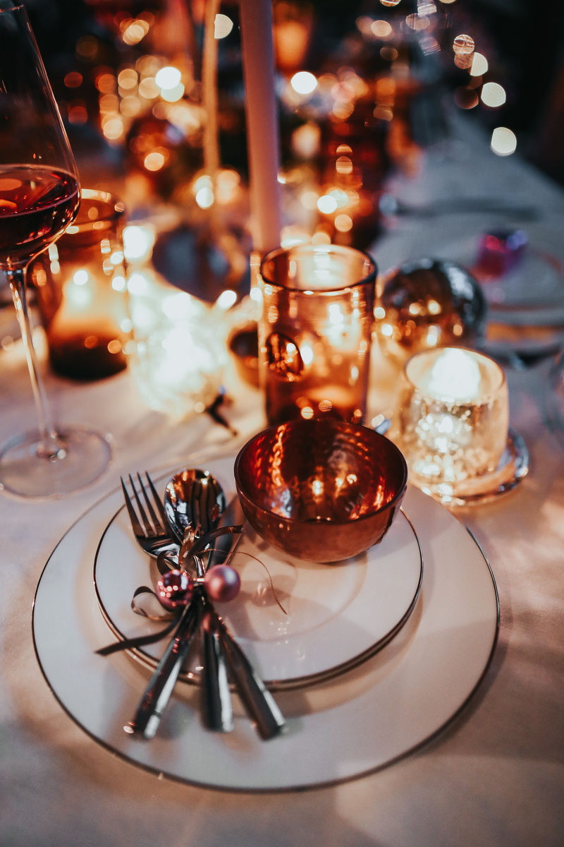 decoration, decorations, temptation, food, restaurant, dessert, dining, food and drink, setting, silverware, ready-to-eat, sweet, Christmas, table, serving size