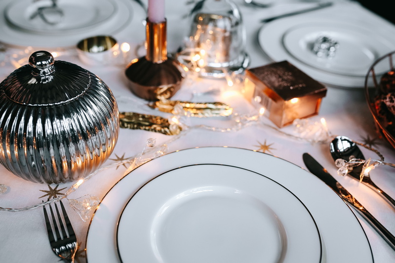 decoration, silver colored, work tool, restaurant, still life, dining, eating utensil, no People, crockery, Christmas, fork, napkin, decor, setting, place Setting