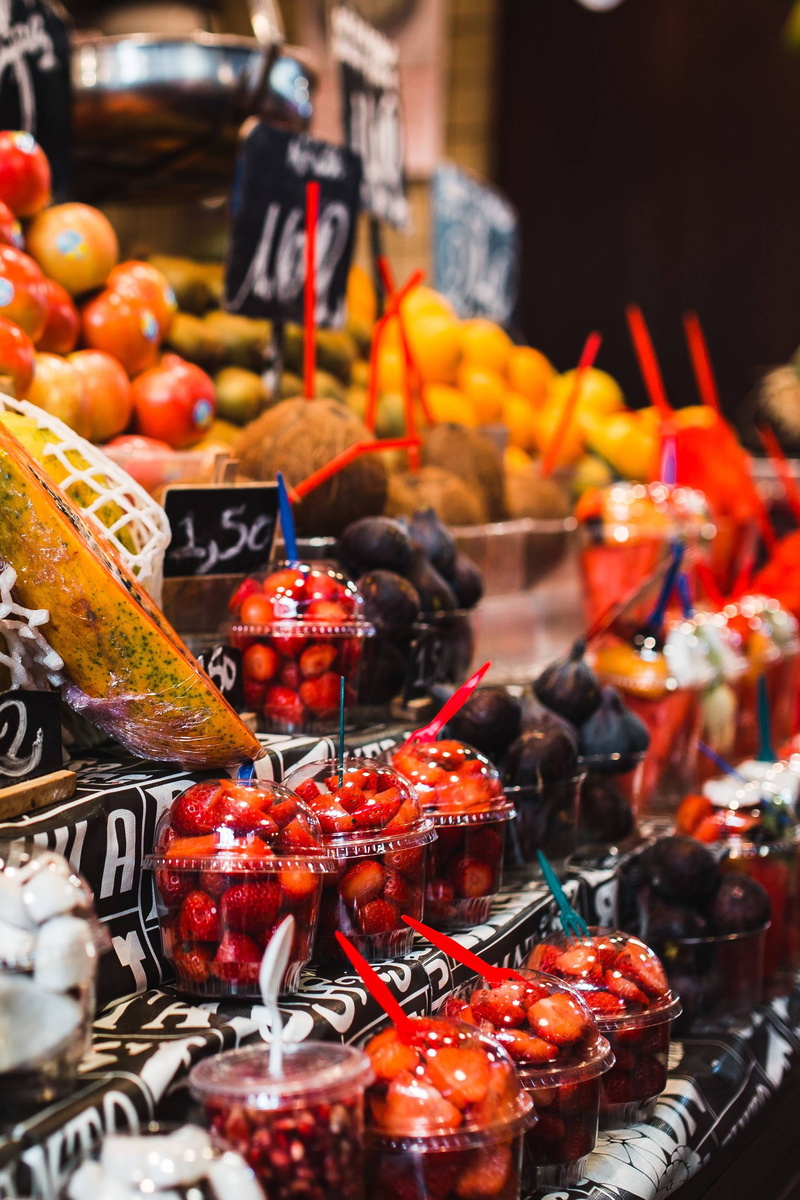 retail, tomato, food and drink, variation, spain, barcelona, fruit, freshness, still life, food market, market, container, colorful, retail display, Barcelona Spain