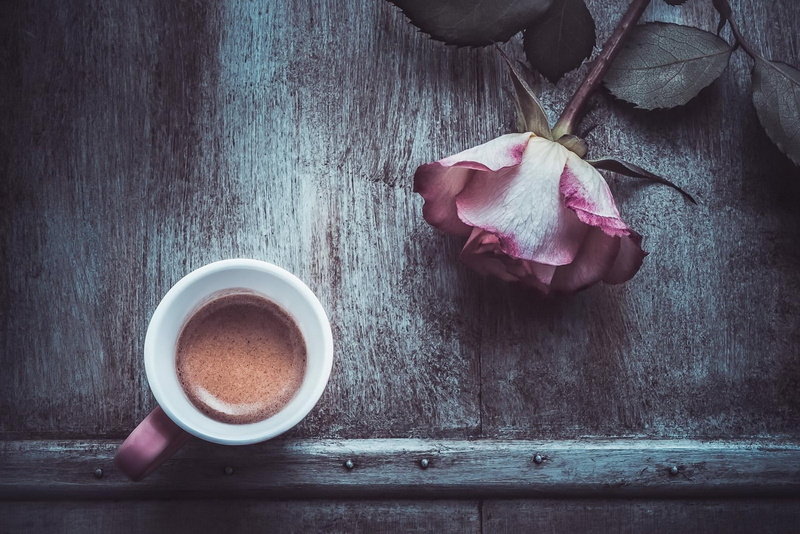 1080P, white, coffee, still life, pink color, freshness, close-up, coffee - drink, cup, indoors, plant, surface, flowers, directly above, rose, brown