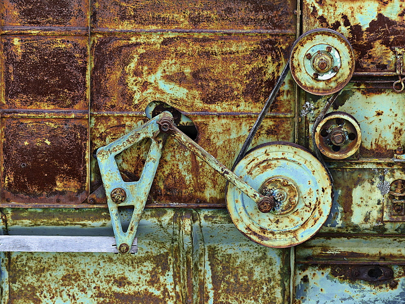 drive mechanism, day, ruined, dirty, gray, hdr, bad condition, vintage, architecture, table, close-up, rusty, tool, reaping machine, retro Styled, old