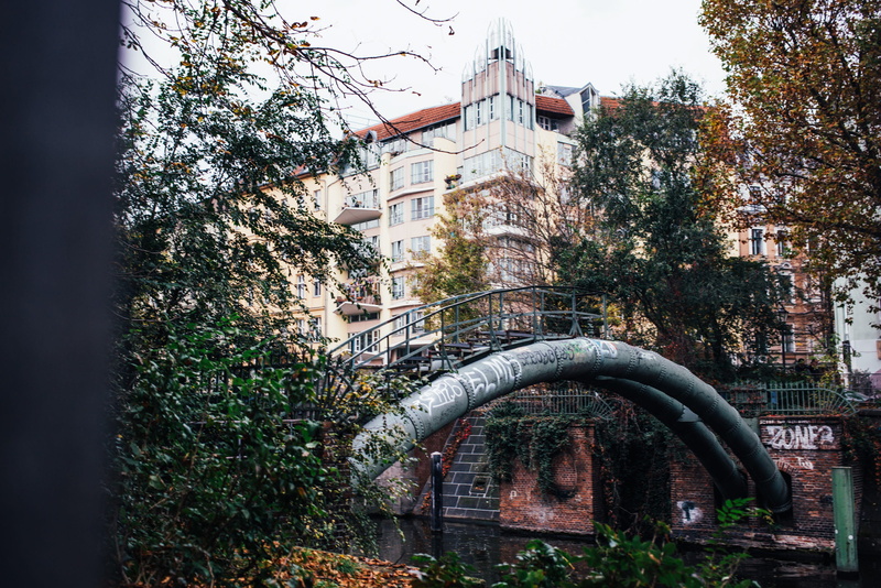 structure, machine, tubing, equipment, steel, supply, surrounded, arch, engineering, pump, 2K, outdoors, plant, growth, pipe - tube, piping, arch bridge