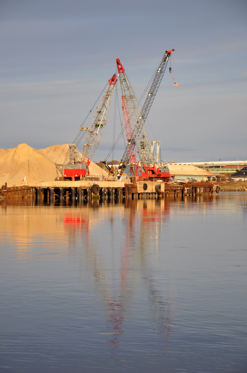 vehicle, industrial, isolated, metal, development, work, portsmouth, hoist, construction industry, sand, construction, tall, sky, steel, tool, outdoors