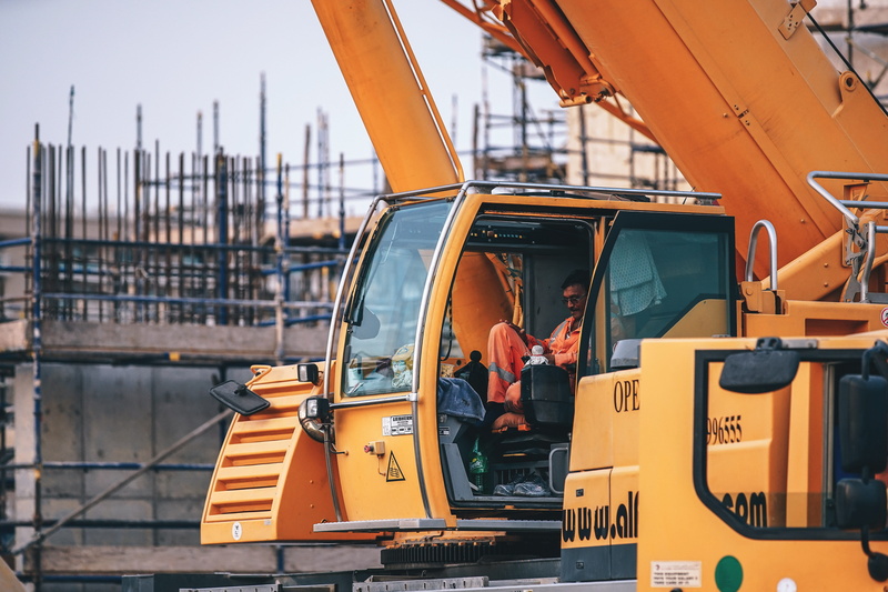 construction-cranes, nautical vessel, power, contractor, industrial, job, cell, working, workers, holding, males, hardhats, writing, young adult, entrepreneur