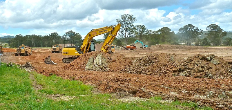industry, earth mover, land vehicle, operating, plant, daytime, environment, heavy, tractor, civil engineering, blade, machinery, construction industry