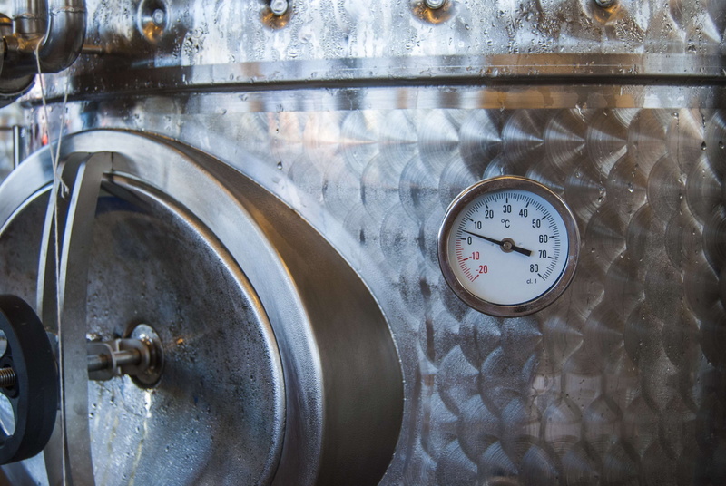 indoors, degrees, metal, factory, beer, equipment, accuracy, meter - instrument of measurement, industry, time, brewery, brewing, number, instrument of measurement