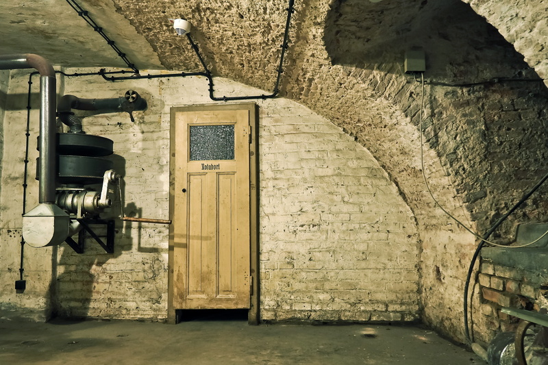 history, old, war victims, wall - building feature, air-raid shelter, historically, world war ii, weathered, war memorial, monument, lost places, door