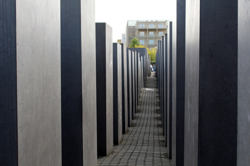 memorial, building, architecture, travel destinations, monument, commemorate, holocaust, high, sightseeing, atmosphere, 5K, city, concrete, europe, built structure