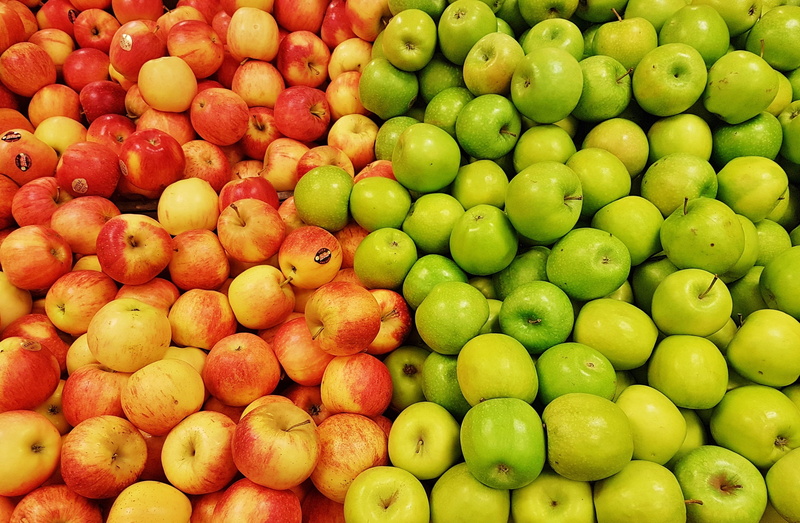 lot, green, fresh, abundance, market, healthy eating, freshness, retail, food, orange, green color, large group of objects, high angle view, organic, wellbeing