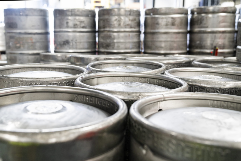 silver colored, storage, close, warehouse, alloy, metal, still life, stack, keg, brewery, silver, food and drink, indoors, large group of objects, beer