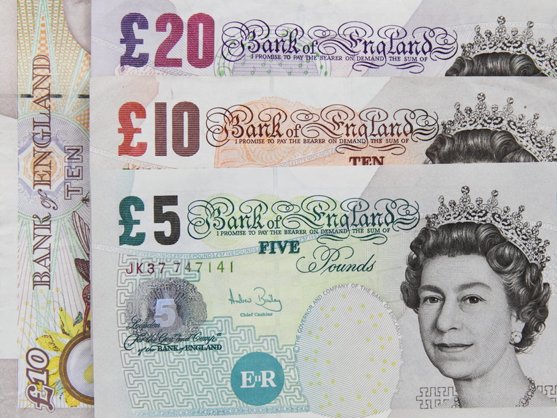 currency, queen, banking, paper currency, cash, england, 2K, number, elizabeth, text, pounds, finance, britain, banknotes, portrait, paper, business finance and industry