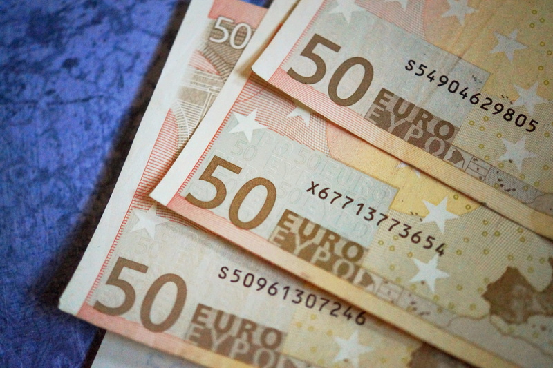 paper, bills, banking, savings, number, paper currency, fifty, 2K, economy, cash, business, money, currency, no people, note, euro, paper money, euro notes