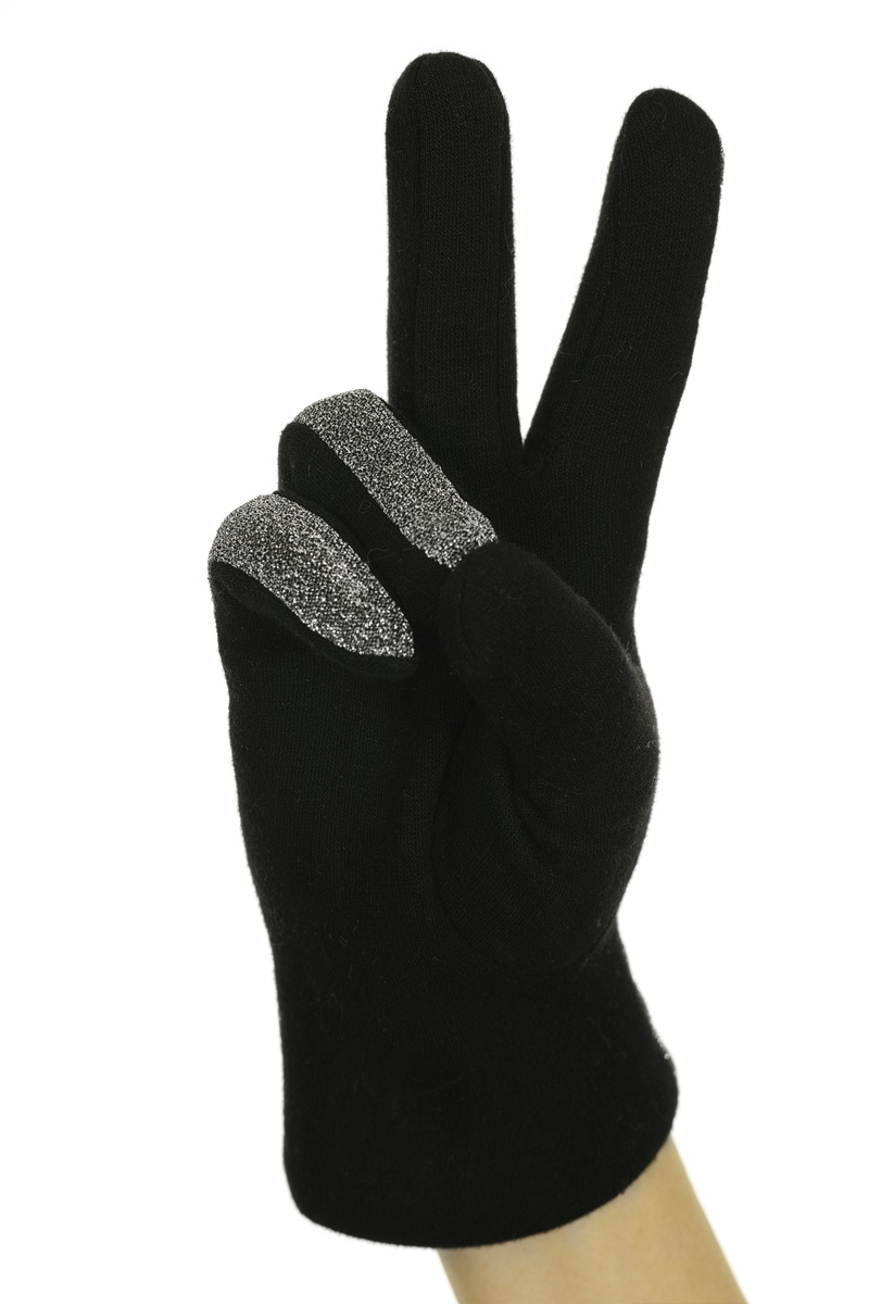 studio, copy space, model, white fund, msn letters, cold, glove, idea, one person, design, human finger, studio shot, body part, black, showing, human body part